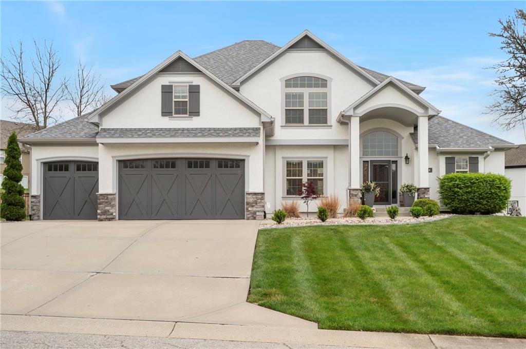 900 SE Cypress Lane