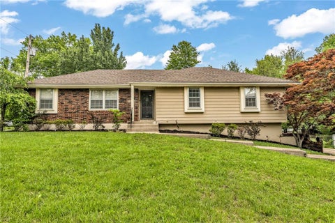 17908 E Cheyenne Drive, Independence, MO 64056 - #: 2621845