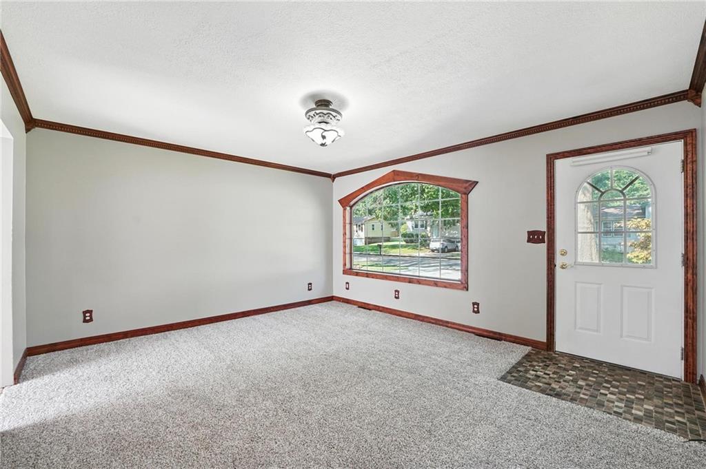 109 SE Brentwood Drive