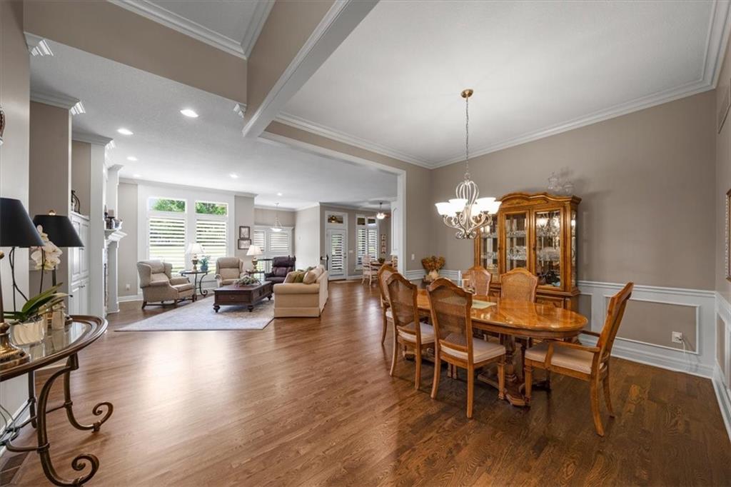 9917 Fountain Circle