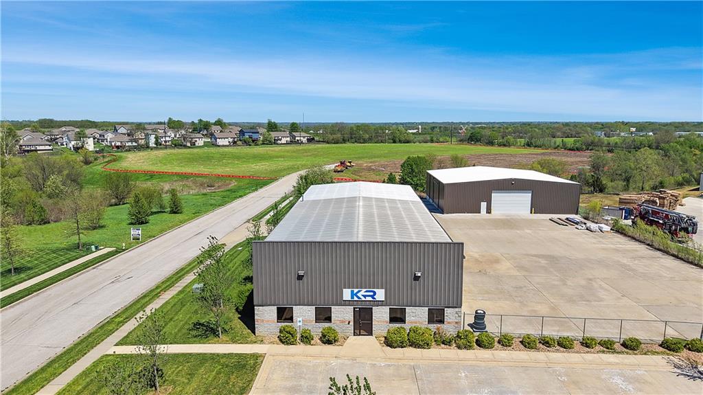 Photo 1 of 44 — 990 Premier Drive, Kearney, MO 64060