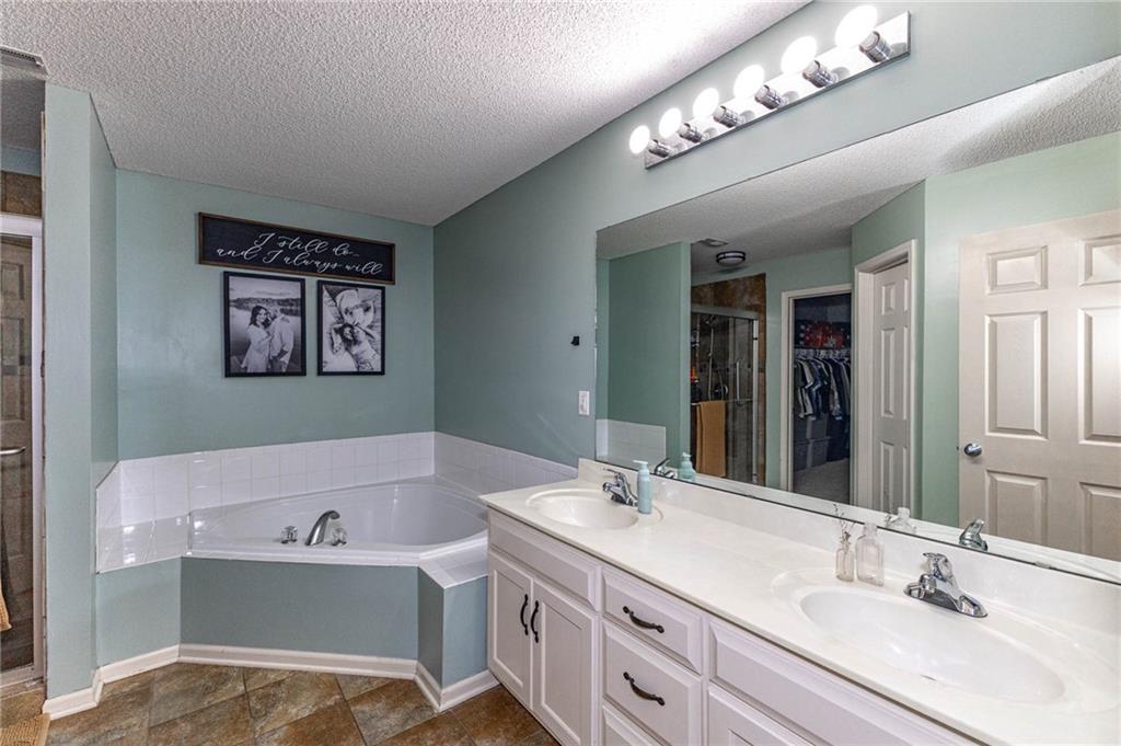 620 River Falls Road