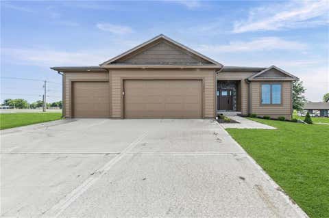 Photo of 1201 Cottonwood Court, Paola, KS 66071 (MLS # 2626669)