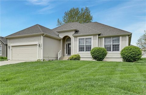 24012 Augusta Court, Paola, KS 66071 - MLS#: 2609235