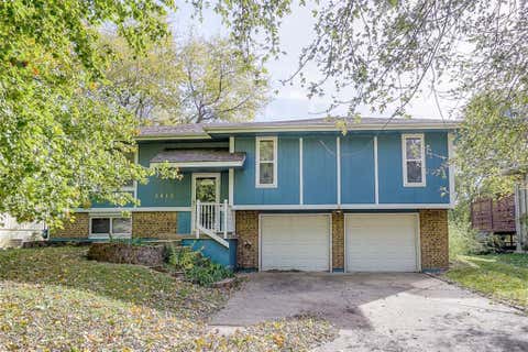 Photo of 2412 SW 2nd Terrace, Blue Springs, MO 64014 (MLS # 2635598)