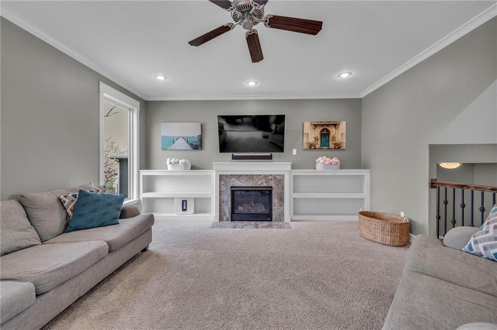 5905 Thousand Oaks Drive