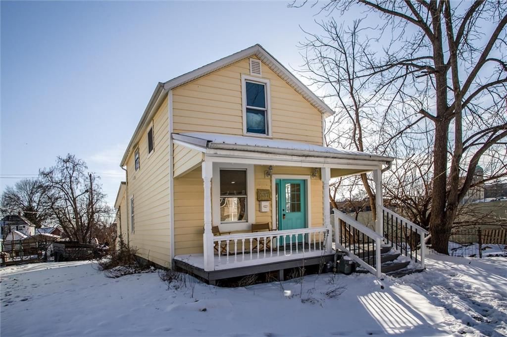 Photo of 537 Ann Avenue, Kansas City, KS 66101 (MLS # 2597547)