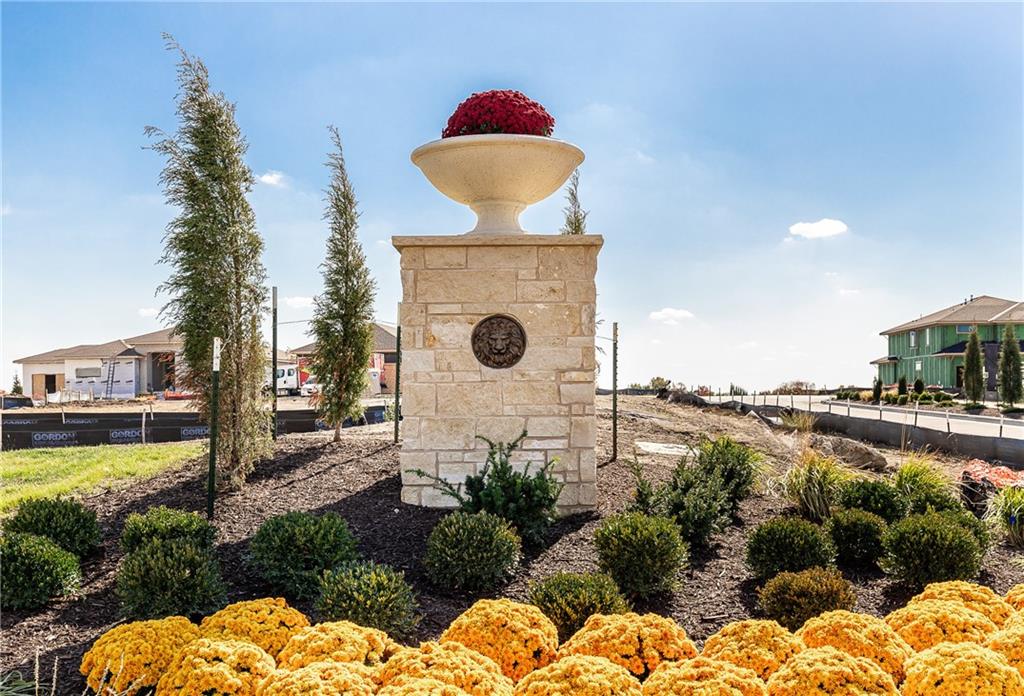 13602 Fontana Street