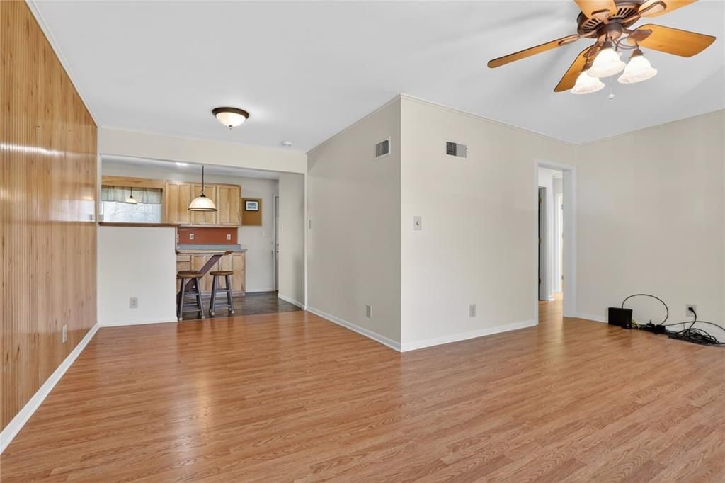 Photo of 6703 N Forest Avenue, Gladstone, MO 64118 (MLS # 2592437)