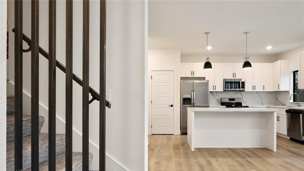 8200/8202, 8206/8208, 830 E 65th Street