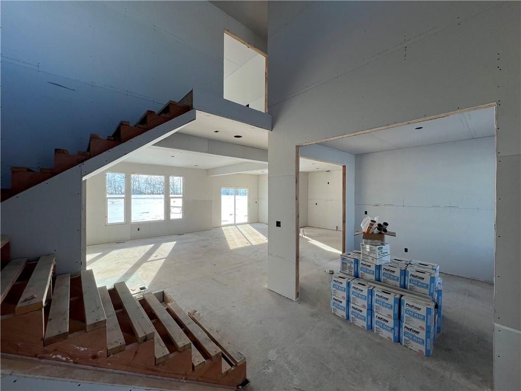 Photo of 19007 W 170th Terrace, Olathe, KS 66062 (MLS # 2598814)