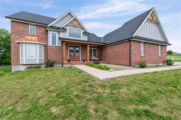 8370 92 HWY, PLATTE CITY, MO 64079 - Image a96d7e7d3f1d3fda5f0ed1584c21c86e/1293496930