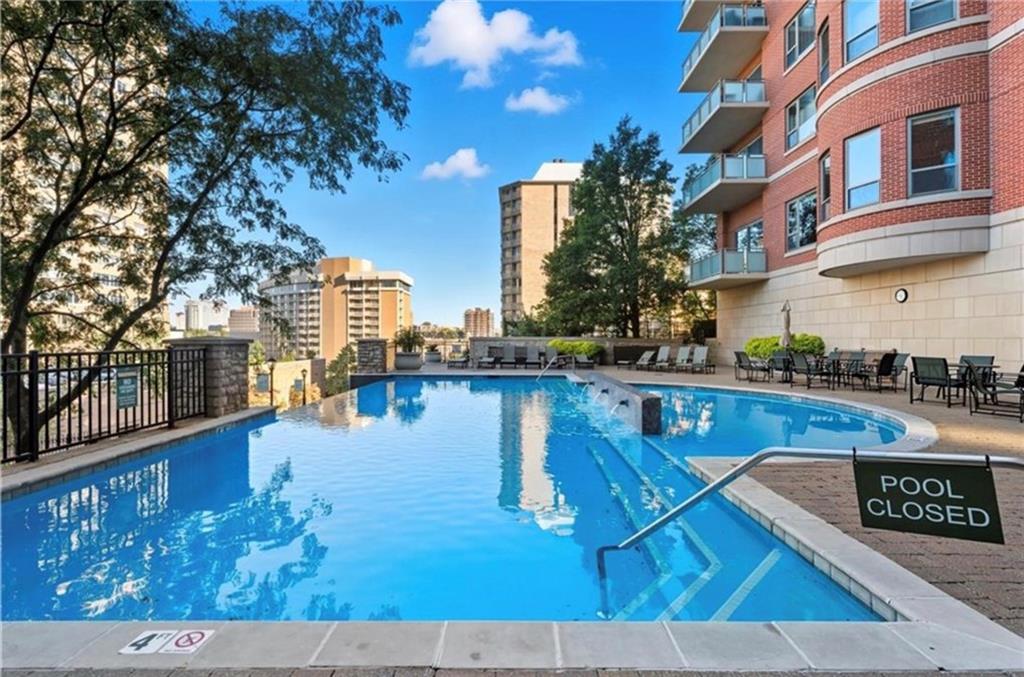 4950 Central #302 Street