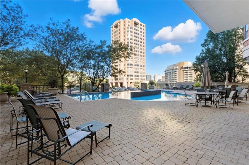 4950 Central #302 Street