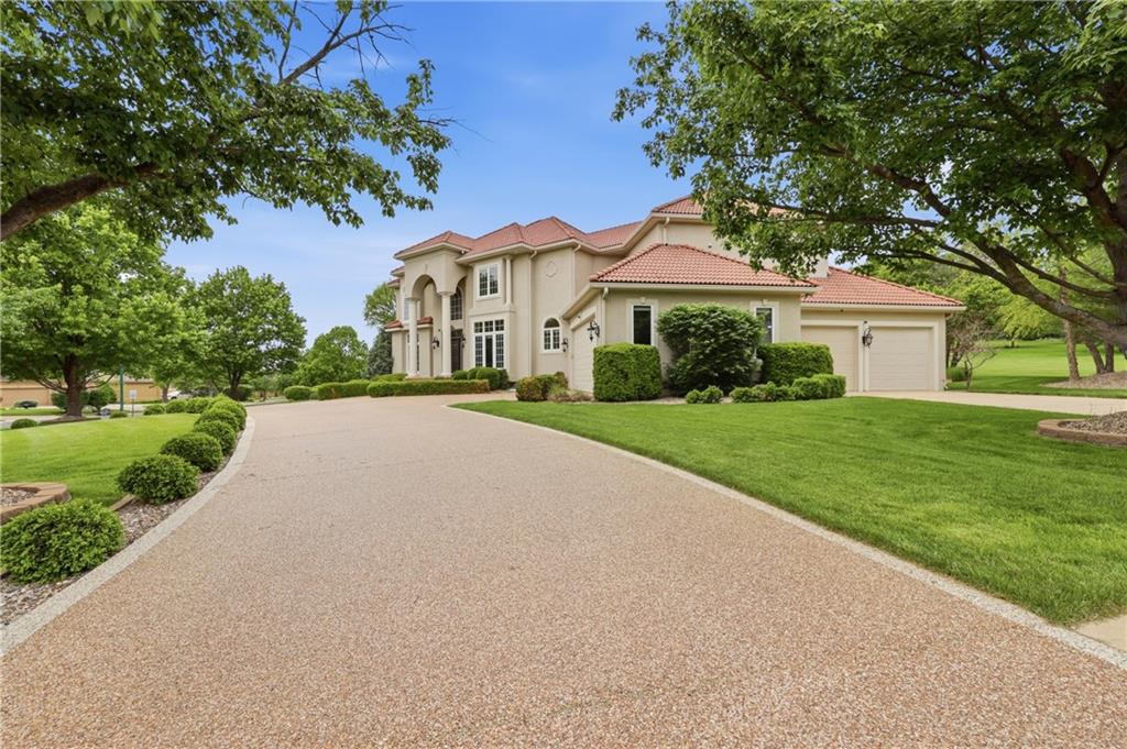 3500 Saddle Ridge Drive