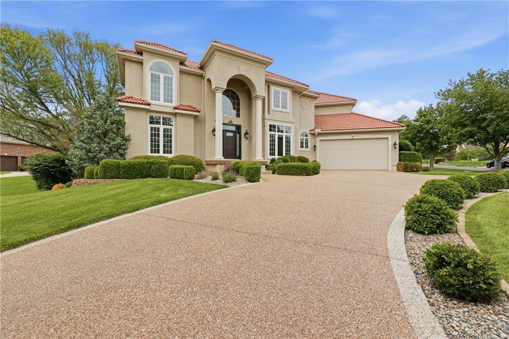 3500 Saddle Ridge Drive