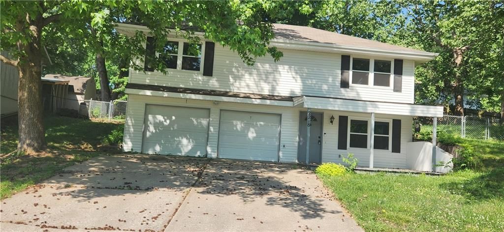 Photo of 2218 Liberty Landing Road, Liberty, MO 64068 (MLS # 2620702)