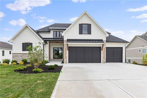 10675 W 142nd Terrace Overland Park KS 66221