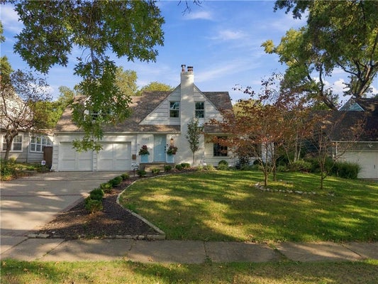 1222 W GREGORY BLVD, KANSAS CITY, MO 64114 - Image a9b4f05634dffb4e434bb44712e17db3/1697070433