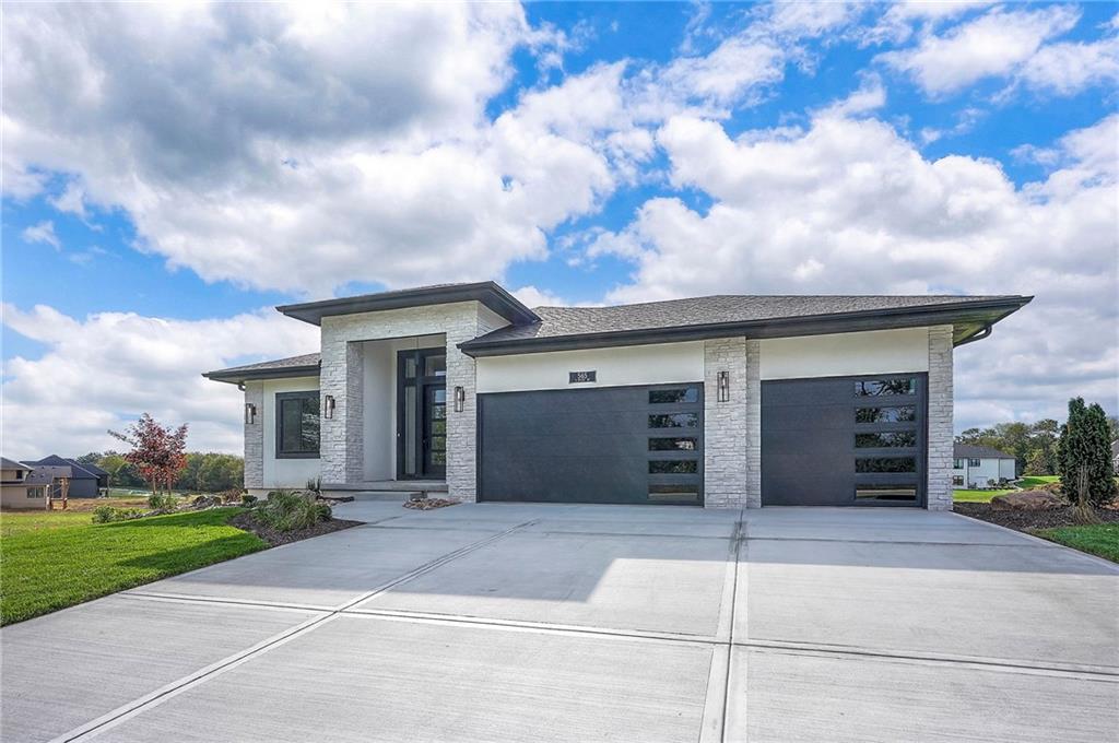 565 South Shore Drive