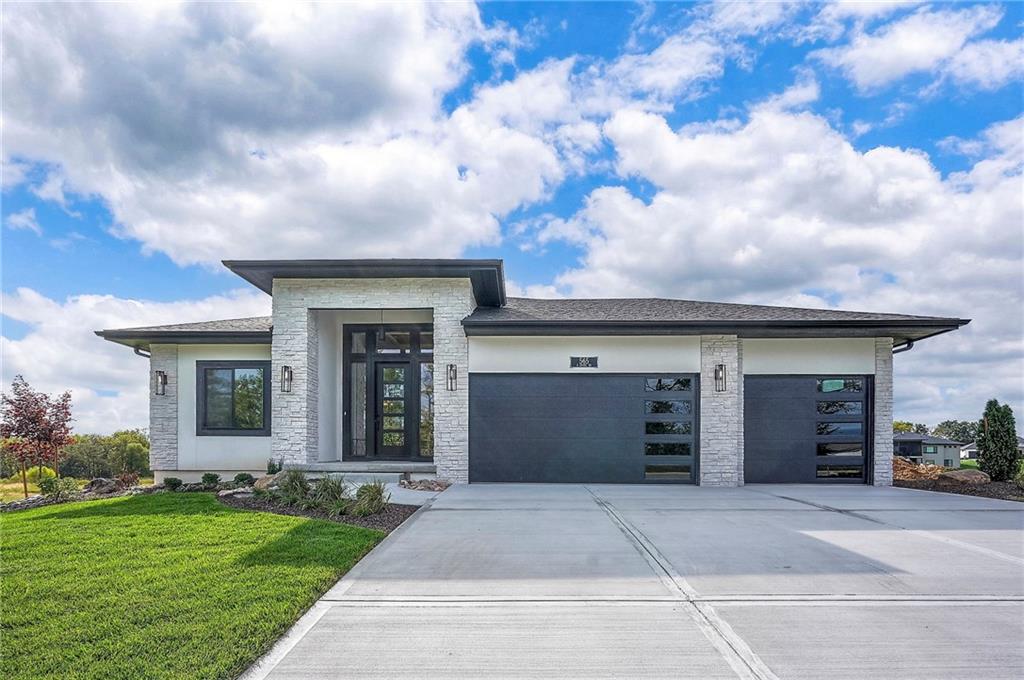 565 South Shore Drive