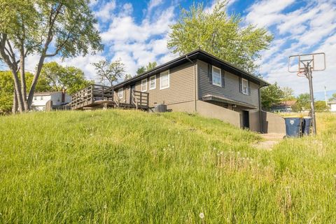 MLS: 2550839
