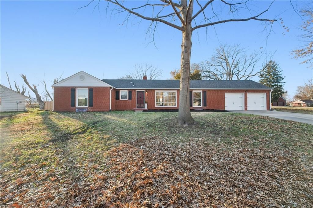 Photo of 3804 Appleton Avenue, Independence, MO 64052 (MLS # 2591799)