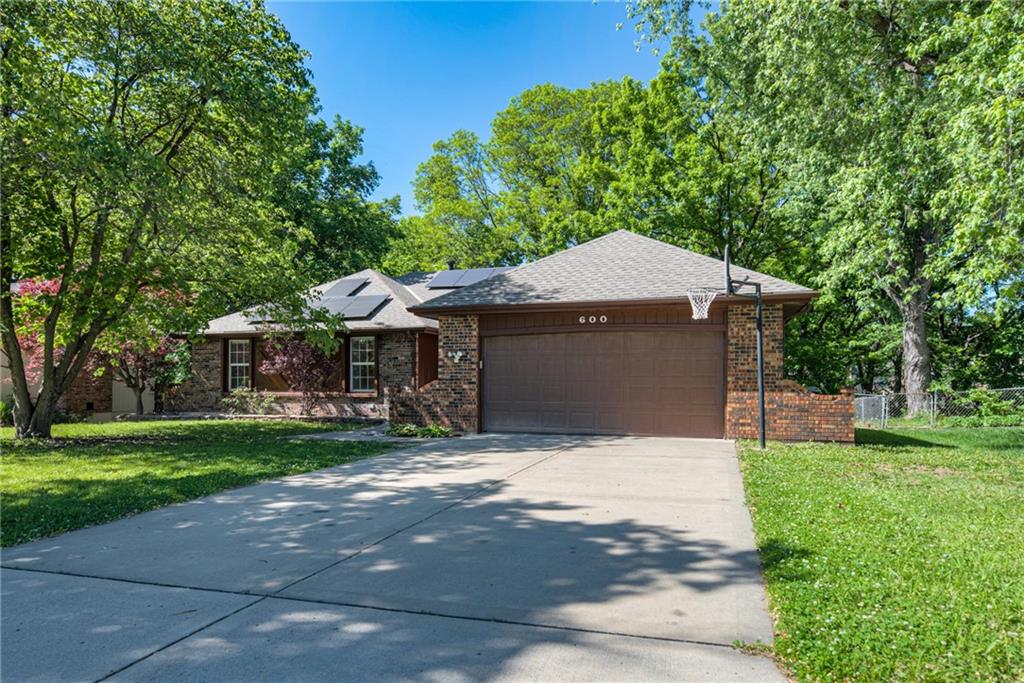 600 NW 66th Street
