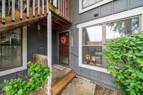 Photo of 12605 W 110th Terrace, Overland Park, KS 66210 (MLS # 2635964)
