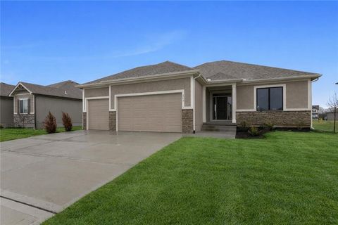 217 SW Chelmsford Drive, Blue Springs, MO 64014 - MLS#: 2514299