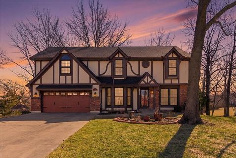 1033 Oxford Court Leavenworth KS 66048