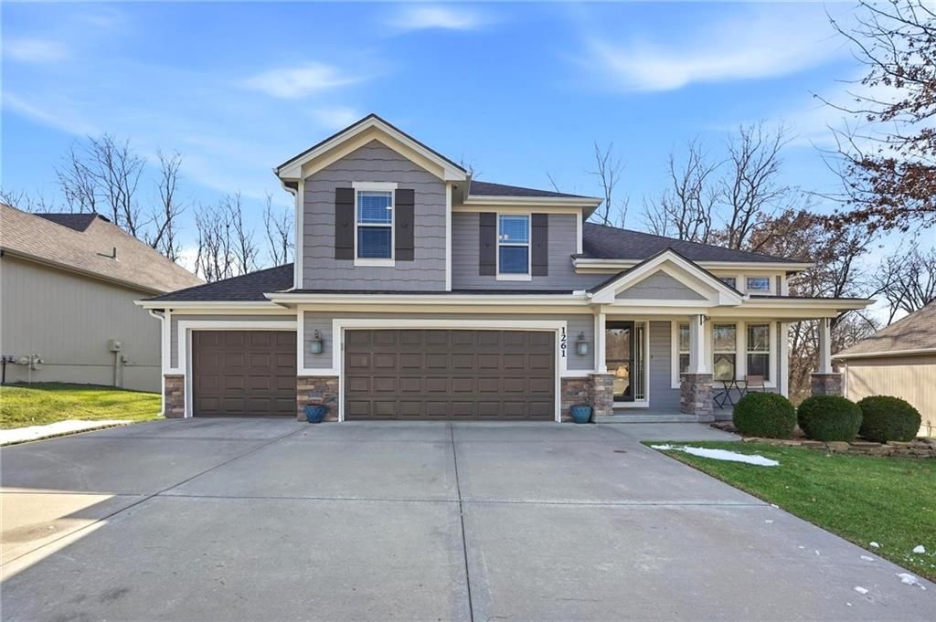 Photo of 1261 BLACKBERRY Drive, Liberty, MO 64068 (MLS # 2591528)