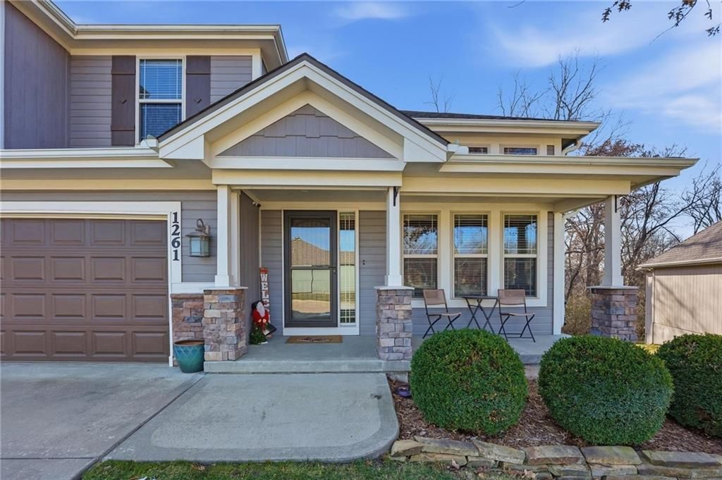 Photo of 1261 BLACKBERRY Drive, Liberty, MO 64068 (MLS # 2591528)
