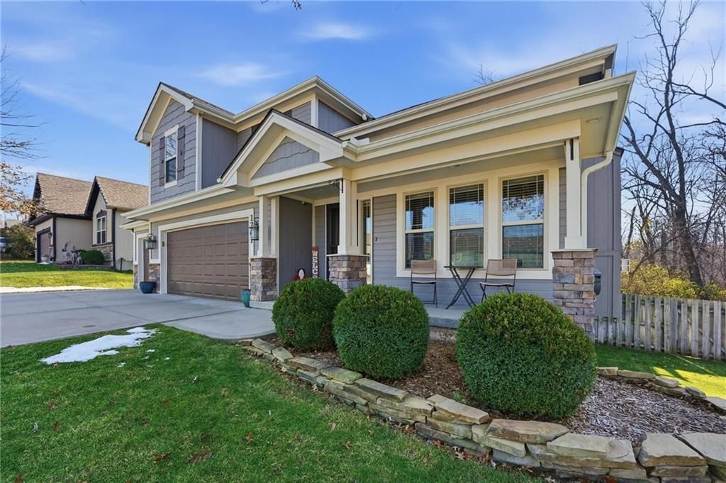Photo of 1261 BLACKBERRY Drive, Liberty, MO 64068 (MLS # 2591528)