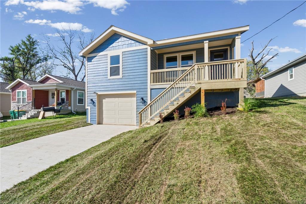 2724 N 21st Place