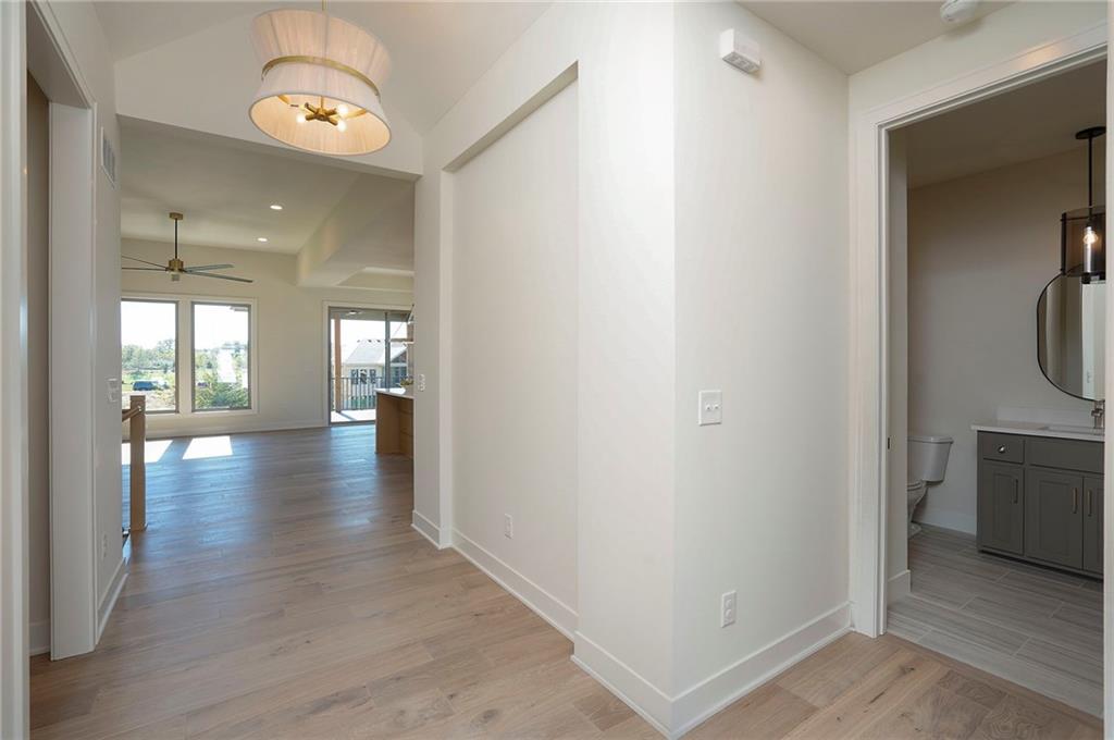 907 Savannah Lane