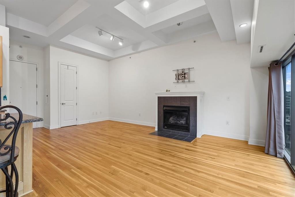 1101 Walnut Street 502