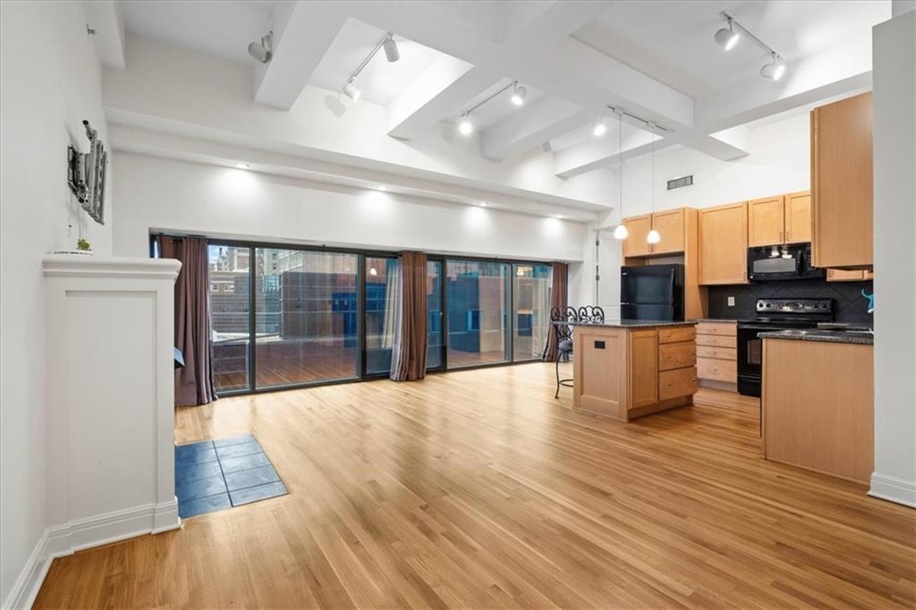 1101 Walnut Street 502