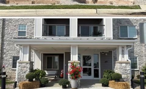 Photo of 7800 W 123rd Street #116, Overland Park, KS 66213 (MLS # 2628416)