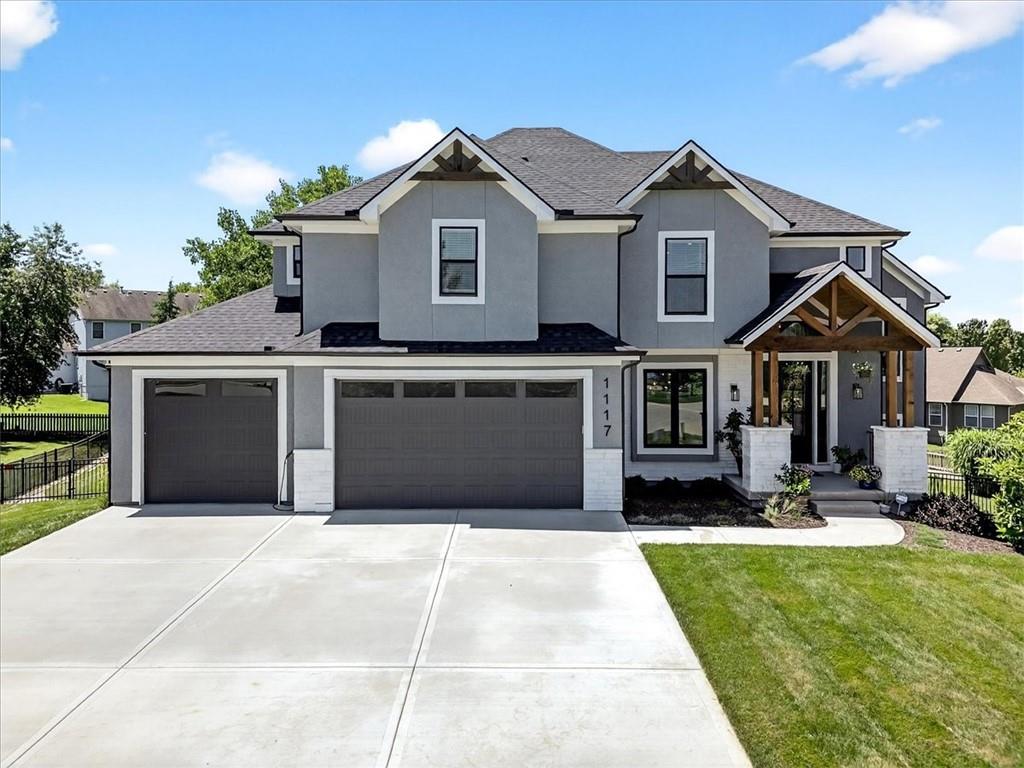 1117 SW Drake Circle