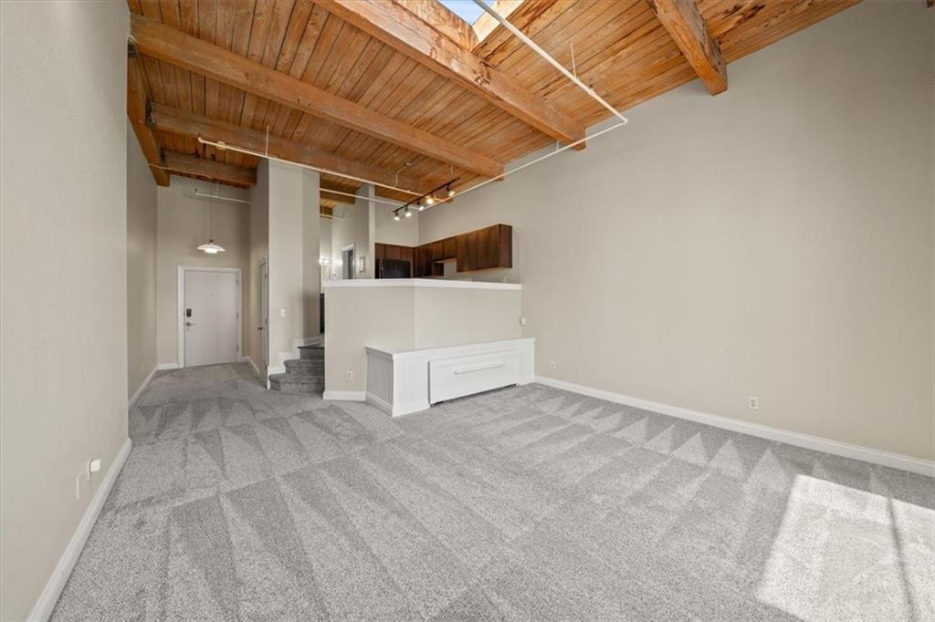 308 W 8th Street 712