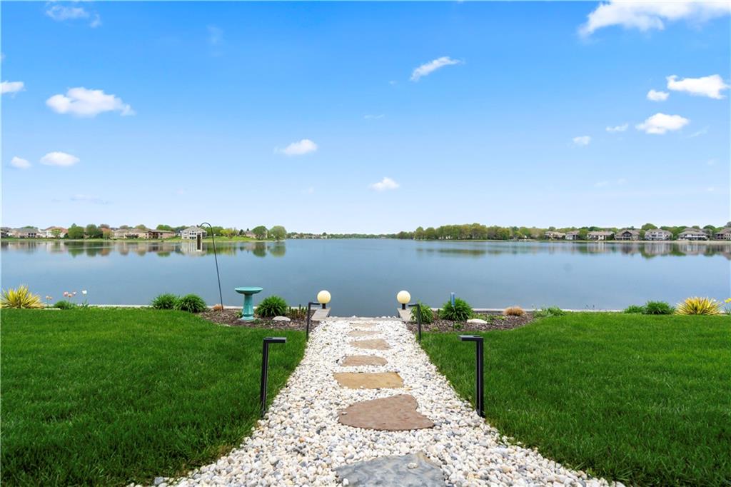 222 SW Tiller Court