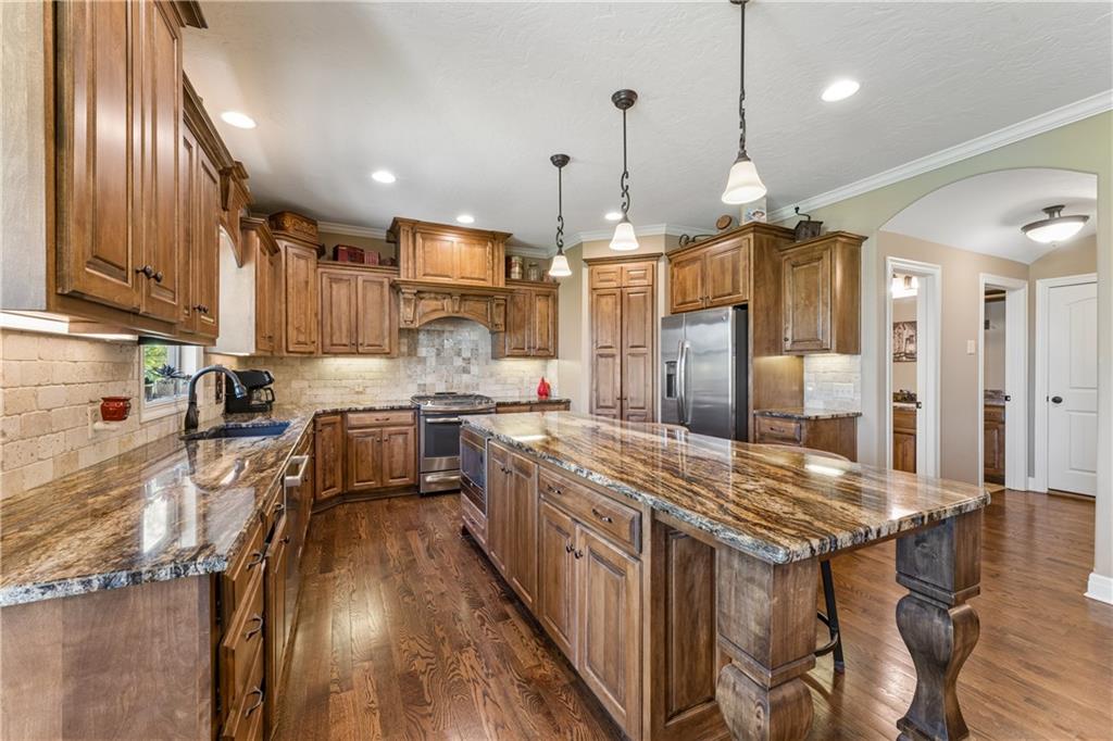 17218 W 197TH Place