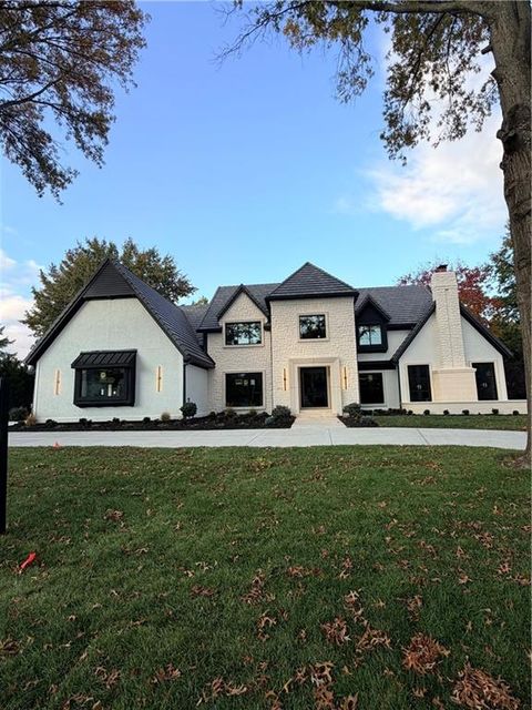 2608 W 118th Street Leawood KS 66211