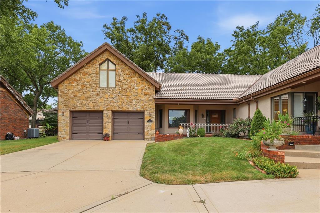 10 The Woodlands N/A