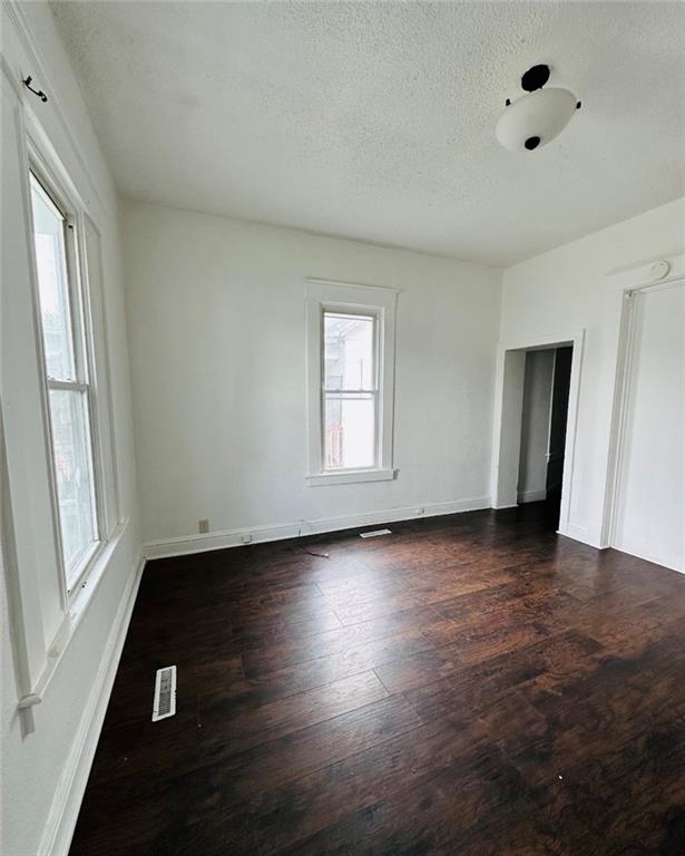 2421-2423 S 11th Street