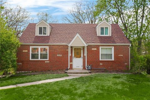 Photo of 2938 N 70th Terrace, Kansas City, KS 66109 (MLS # 2613503)