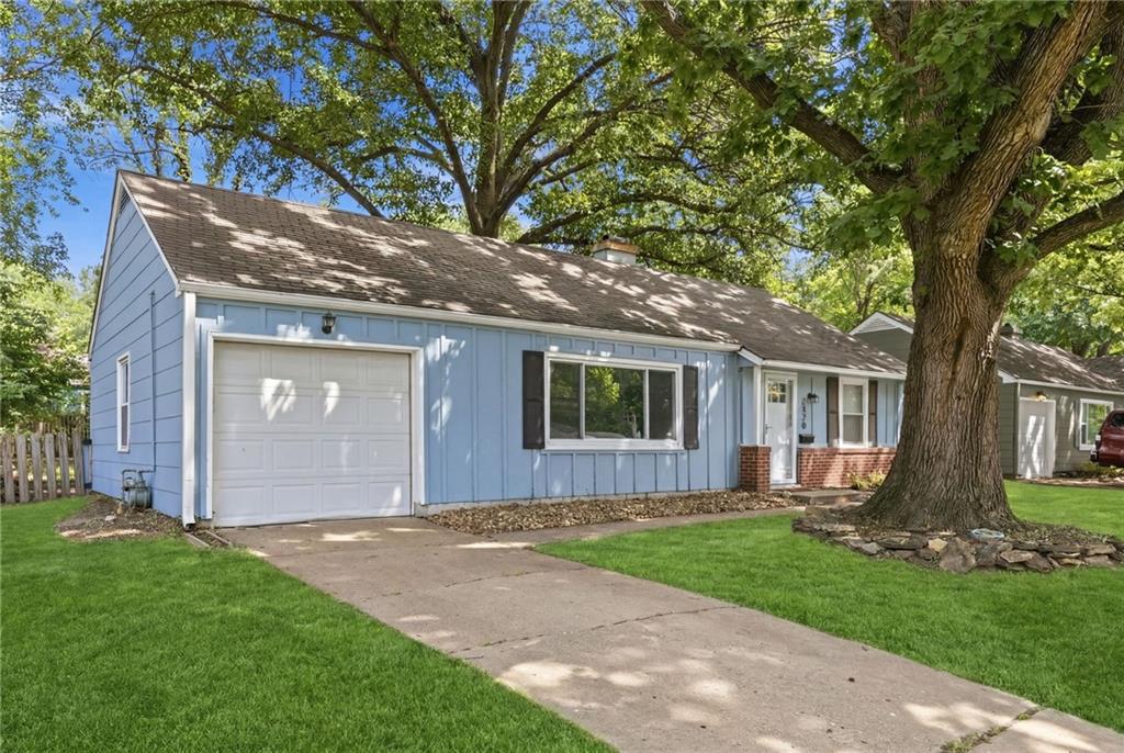 2320 W 76th Street