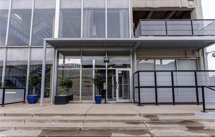 360 W Pershing Road 250