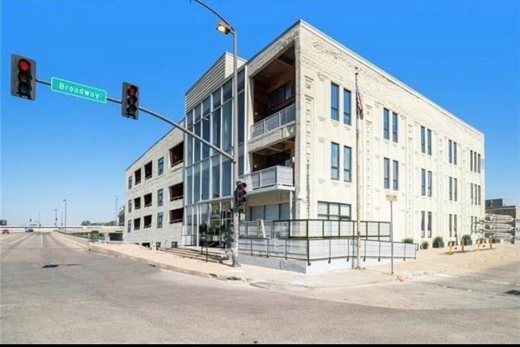 360 W Pershing Road 250